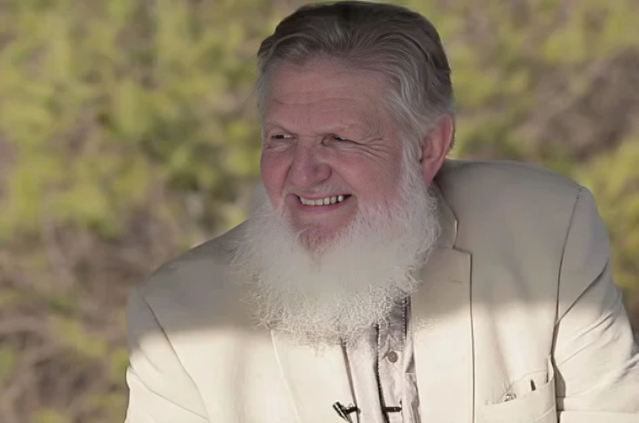 Yusuf Estes